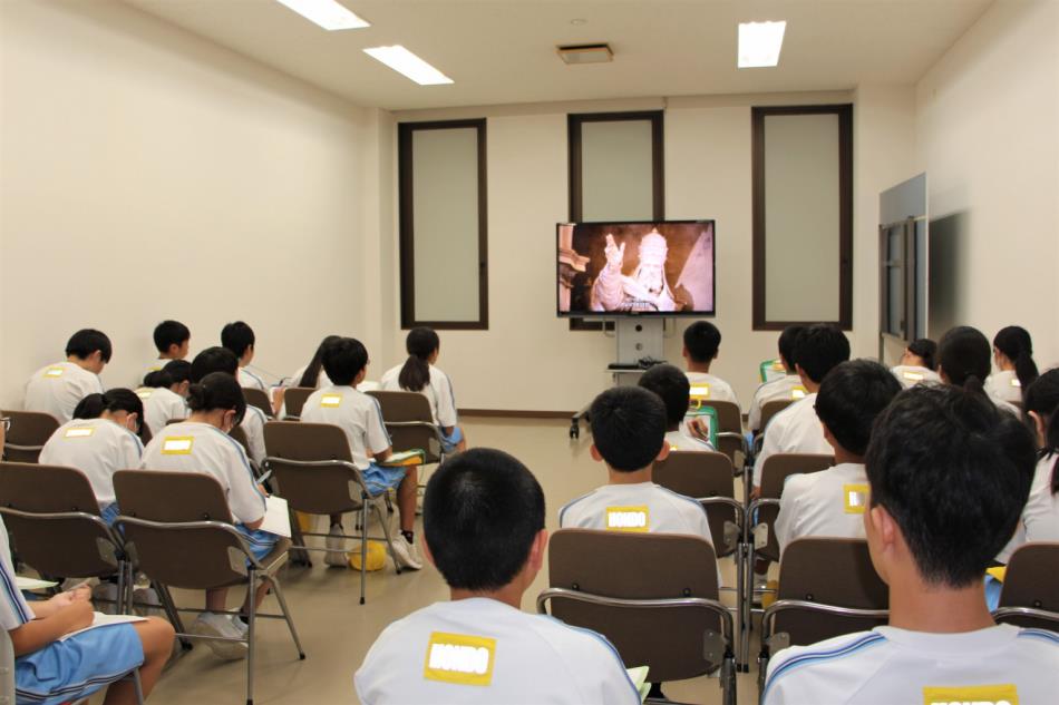 世界遺産学で中学生が天草コレジヨ館見学‼