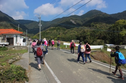 倉岳ウォーク