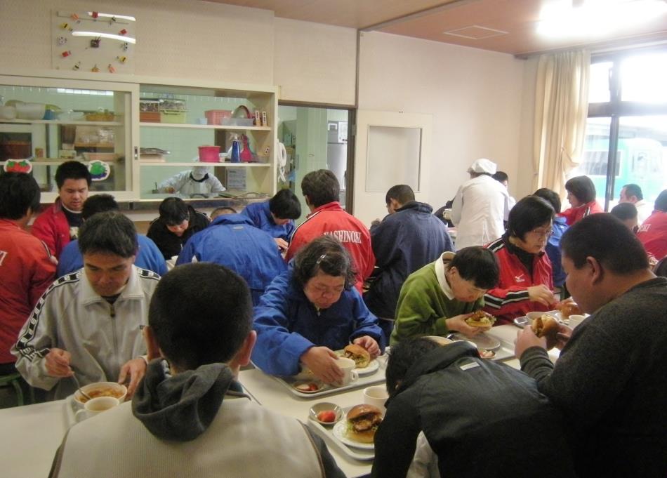 昼食風景