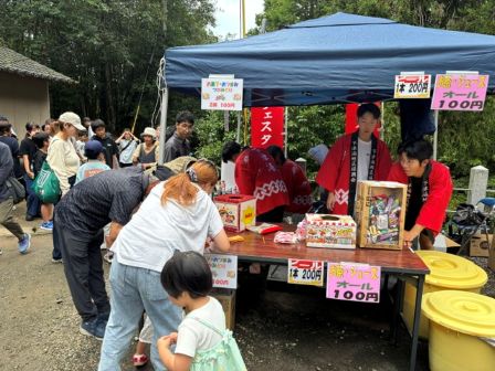 R８バザー準備
