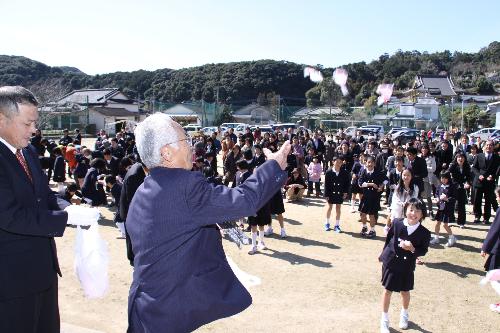 記念碑