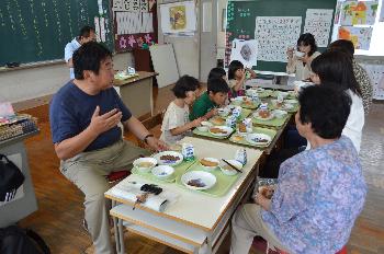 給食試食会