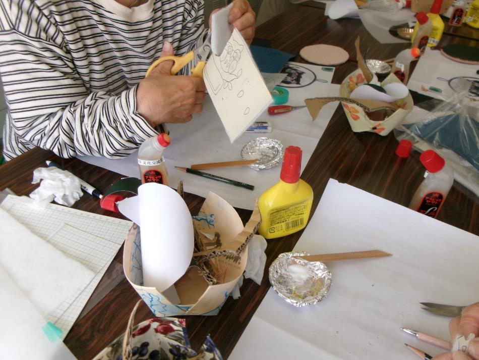 押し絵教室スタートです😊