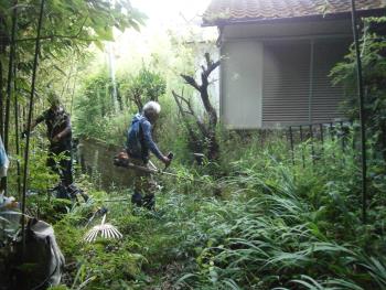 ○○様邸の草刈り