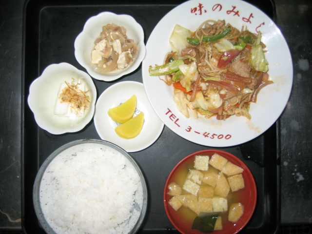 ピリ辛野菜炒め定食