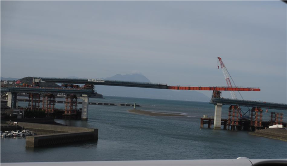 第二瀬戸大橋１（縮小570×330）