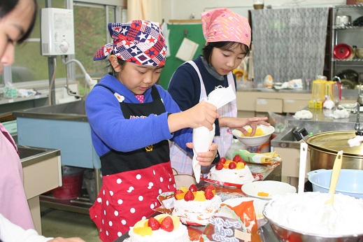 子ども料理　２０１５　琴美　あさひ