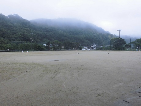 朝グラウンド