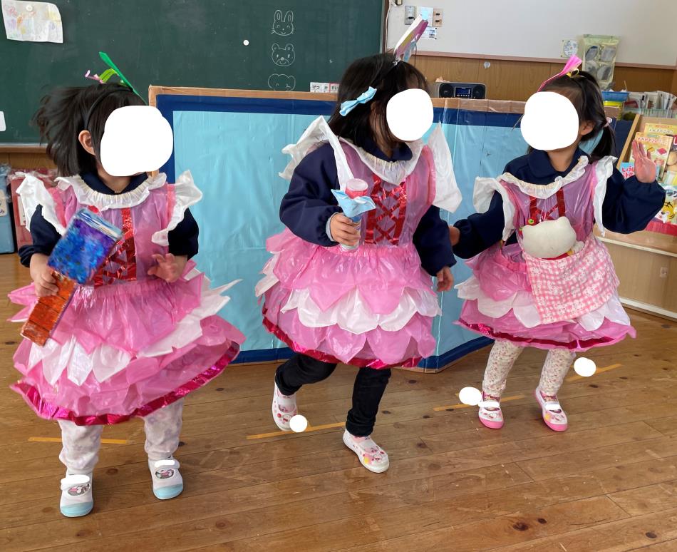 ライブが始まりますよ～（R7３歳児１２月）