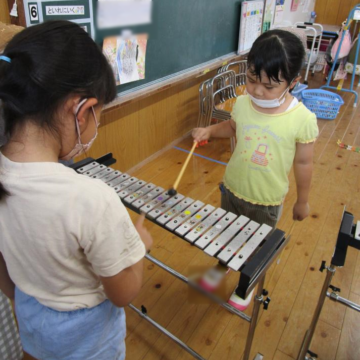 私、サポートします（すみれ）