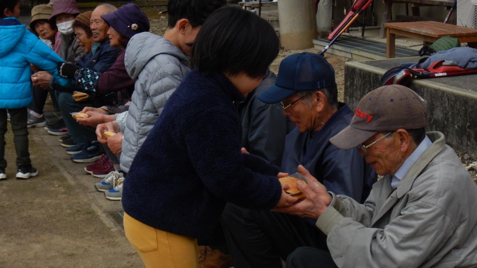 和気保育園と中河内交流会 (15)