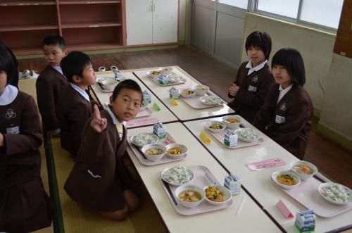 給食