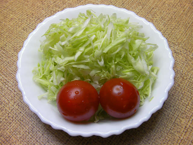 千切りキャベツ