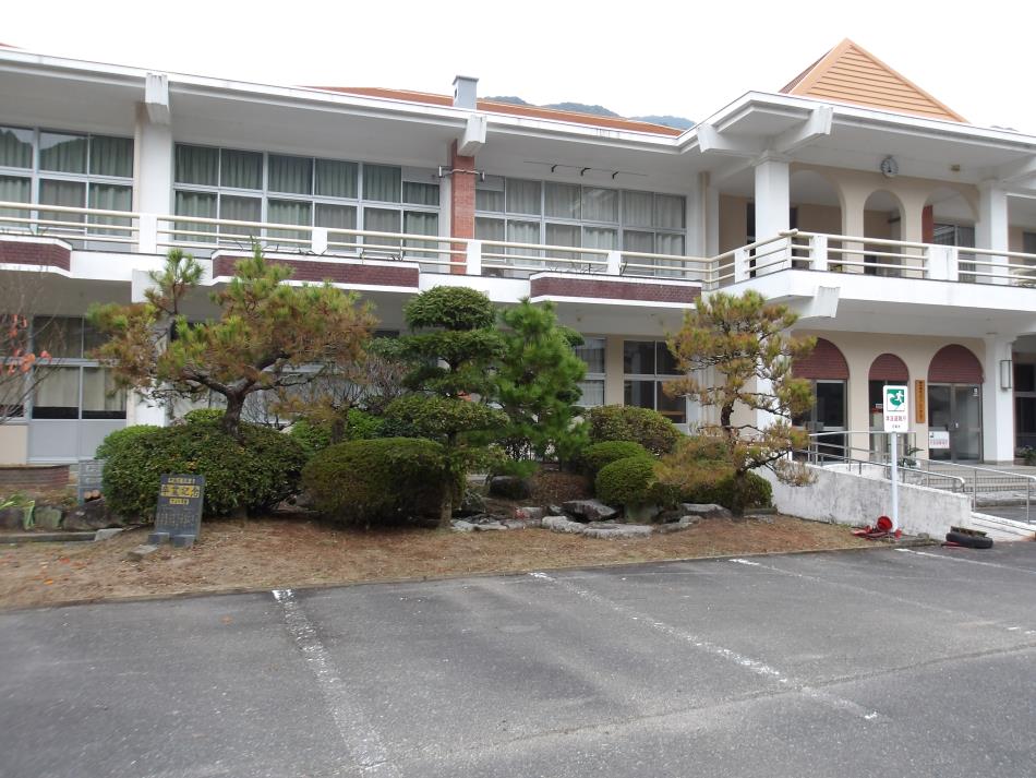 20251130庭木剪定作業後 (33)