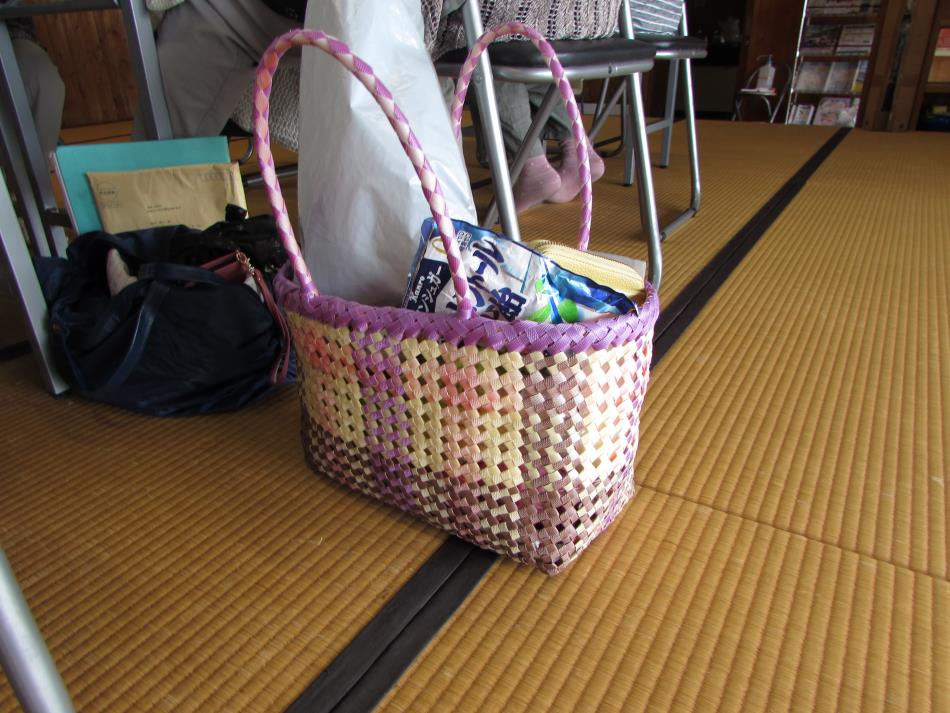 編み物クラブ