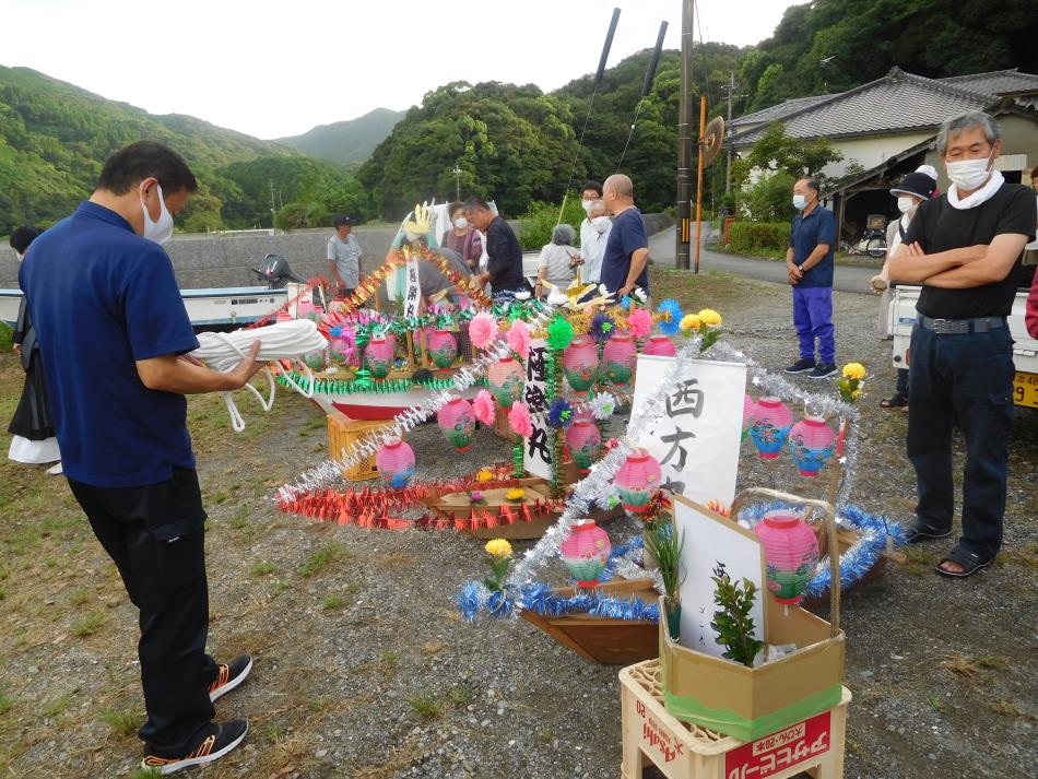 精霊流し