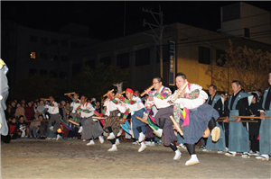 三社祭り　魚貫住吉神社の太鼓踊り