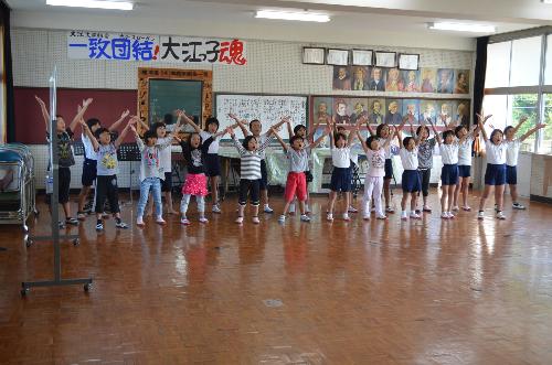 低学年合唱練習