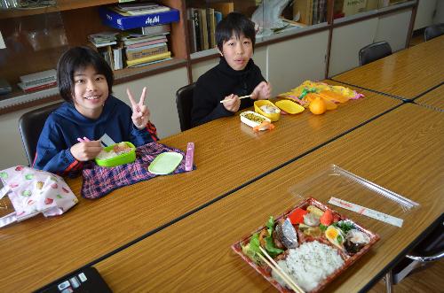 交流給食