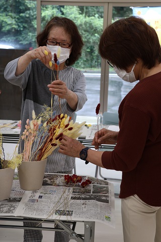 茂代・恵子