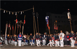 三社祭り　久玉八幡宮の行列