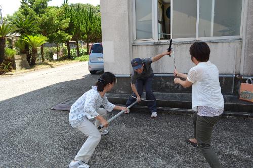 不審者