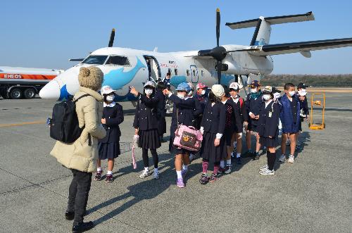 飛行機高９
