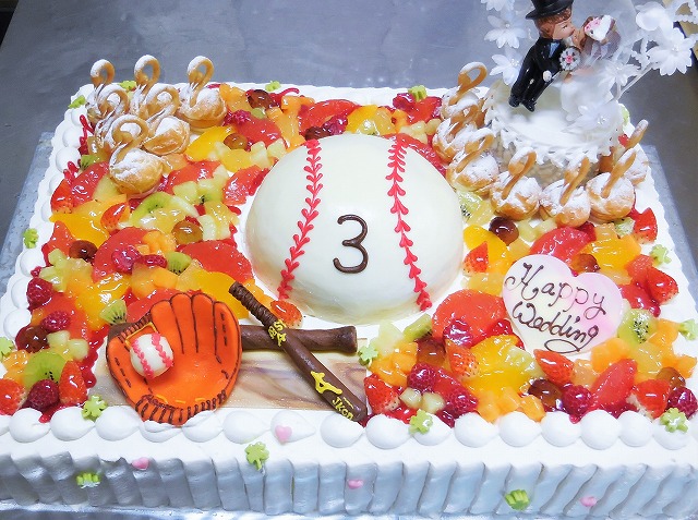 野球ウェディングケーキ サンタカミングホテル お知らせ 菓子工房 喜久屋 天草の和菓子洋菓子のお店