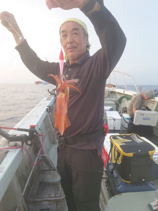イカリレー