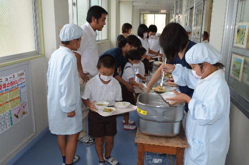 全員会食