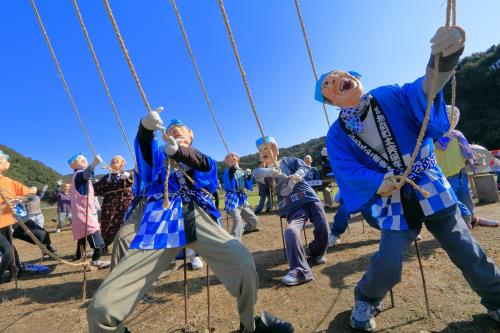 入選「引くぞぉー」出永すみ子