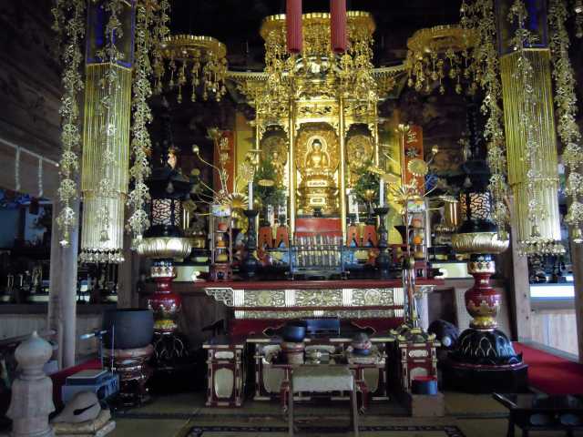 江岸寺法堂