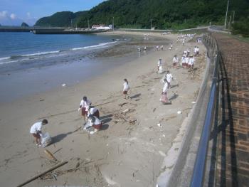 公園の清掃作業