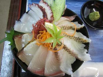 海鮮丼