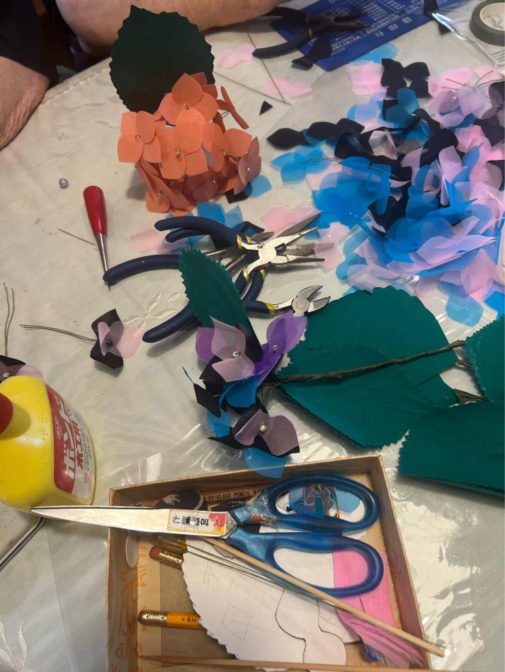 やっとアジサイ作り
