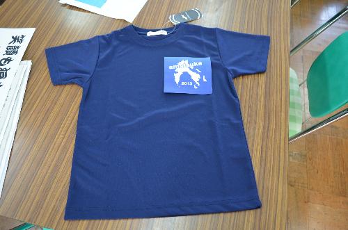 Ｔシャツ