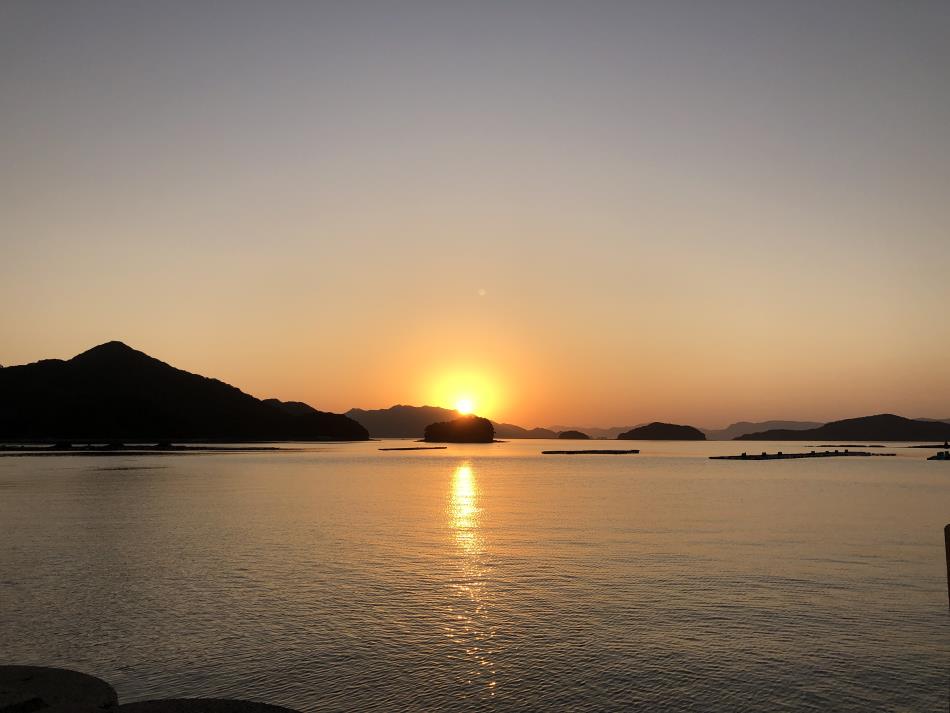 R3夕日
