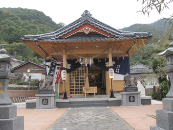 H24祭り 神社全景