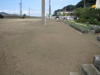 漁民グランド草刈り