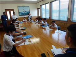 マダイの稚魚放流について学習