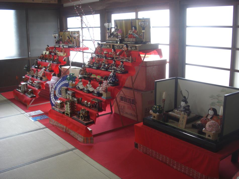 ひな飾り（光明寺）