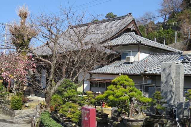 東岸寺
