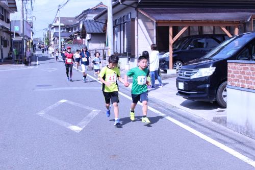 第32回宮田ペアーマラソン大会（ずっと手をつないで））