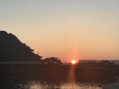 夕日　３