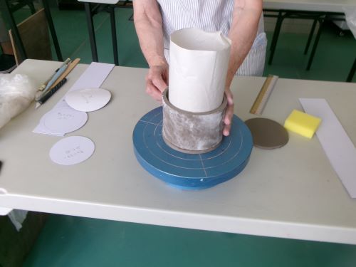 難しい陶器作りに挑戦！