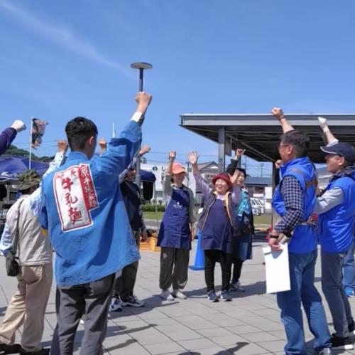 気合い十分のスタッフ達