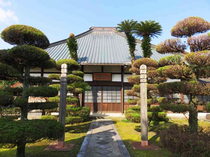 観音寺城河原