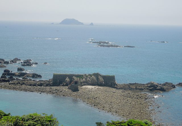 烏帽子抗跡