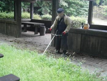 牛深公園内の管理作業