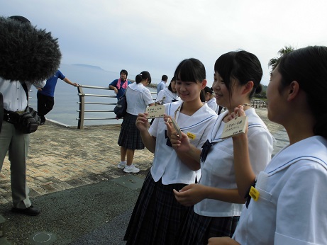 タコの日中学女子